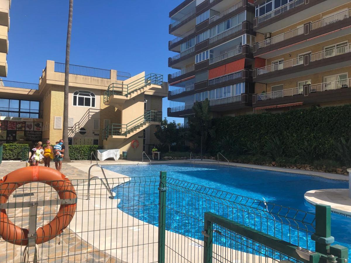 Moderno Apartamento En Primera Linea Paseo Maritimo Fuengirola Exterior foto